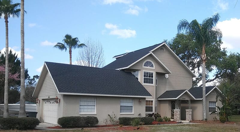 Locally owned roofing business in Bradenton, florida